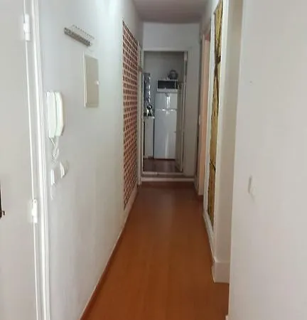 Apartment Fullhouse